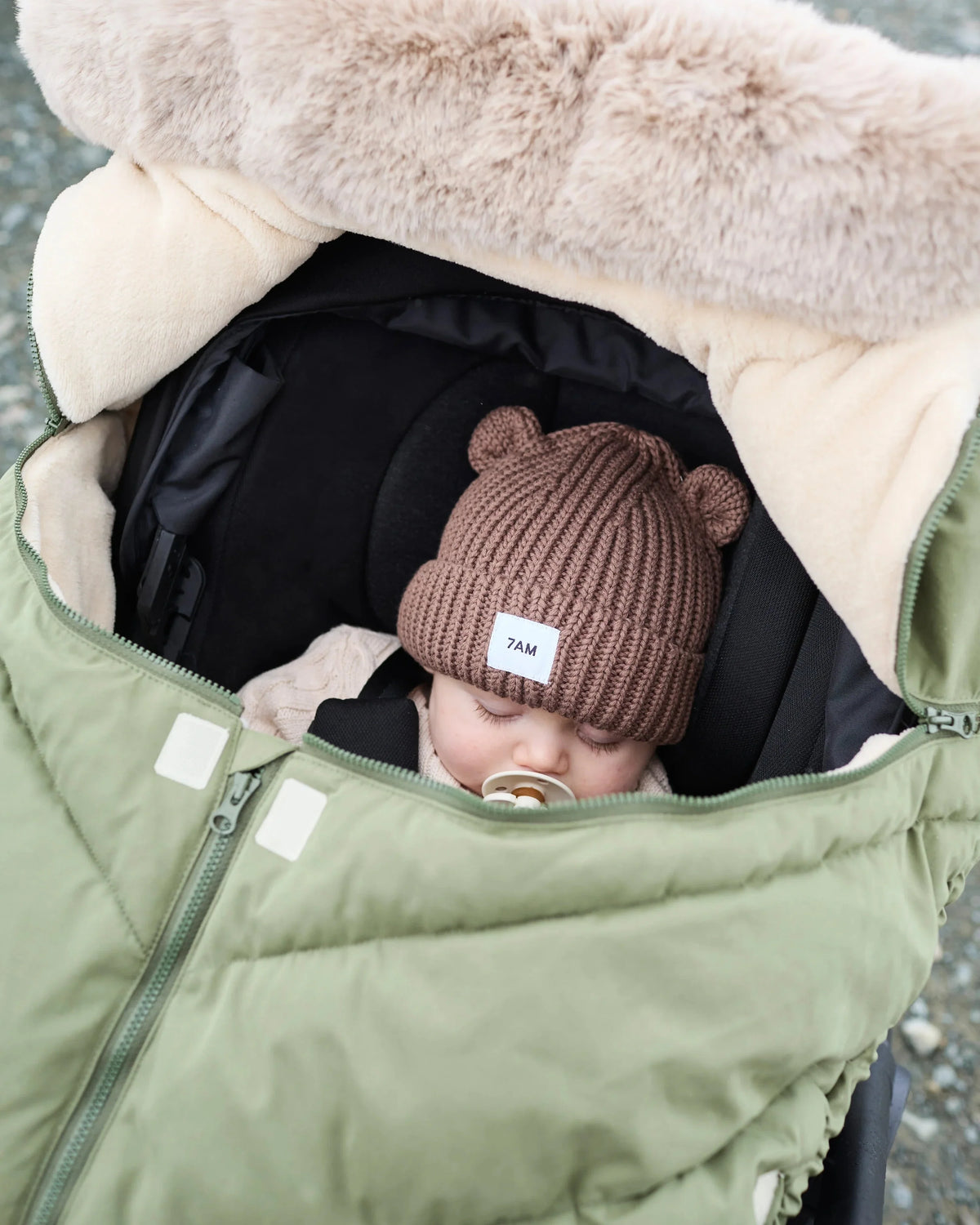 Woodland Greige Faux Fur//