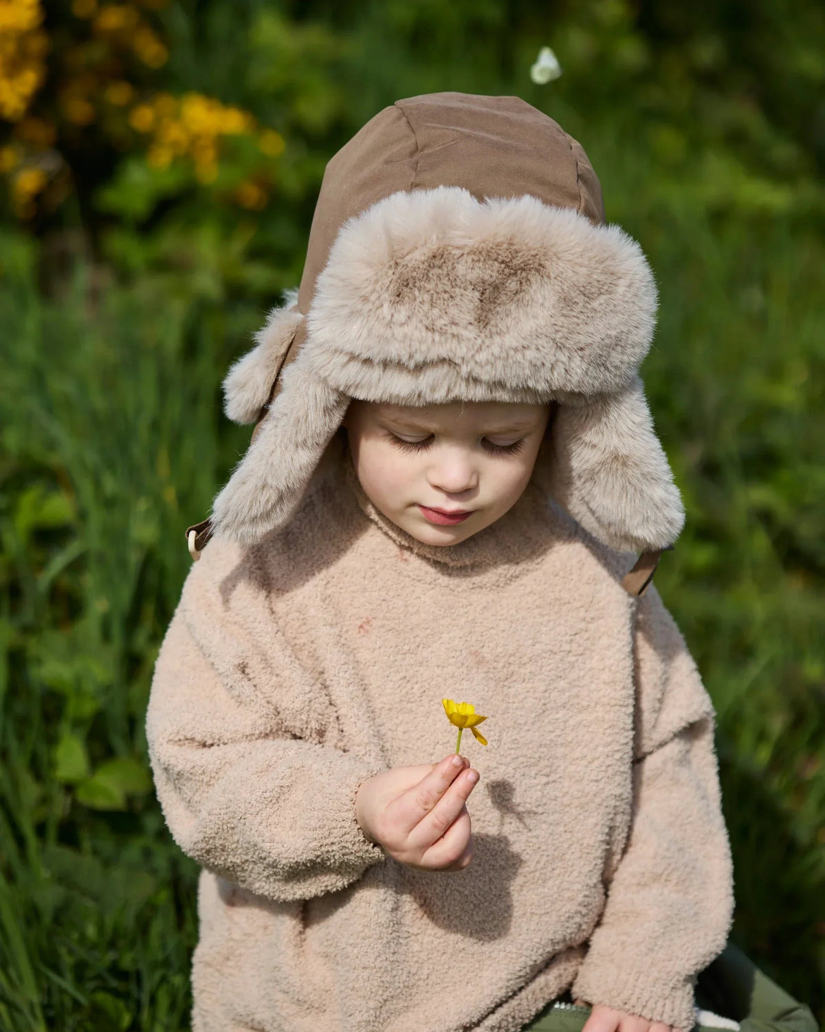 Moss Brown Greige Faux Fur//